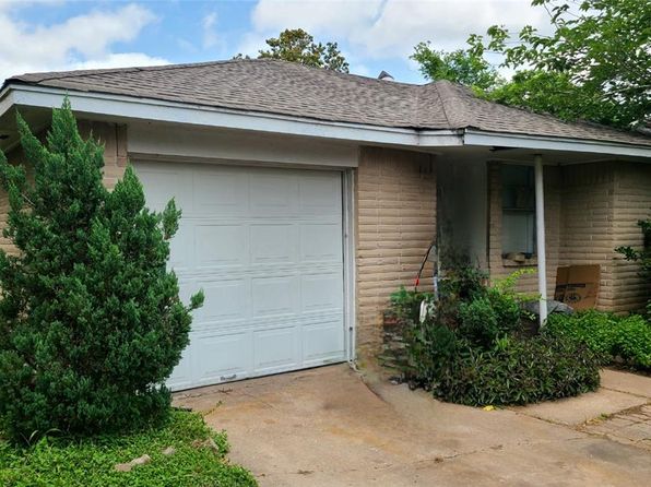 4826 Macridge Blvd, Houston, TX 77053