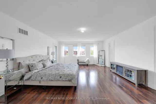 Additional image 30 of 48 Monabelle Cres