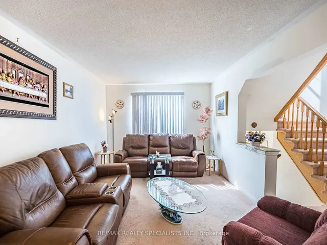 Additional image 8 of 5980 Whitehorn Ave Unit 117