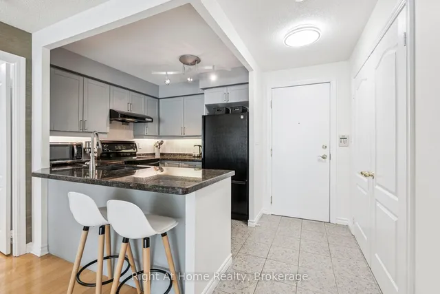 Additional image 6 of 2111 Lake Shore Blvd Unit 605