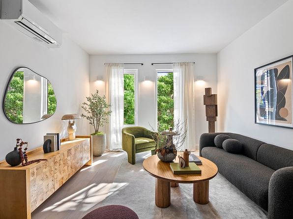 625 New York Ave #3A, Brooklyn, NY 11203