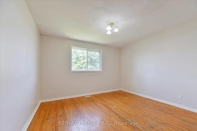 Additional image 23 of 44 Petunias Rd