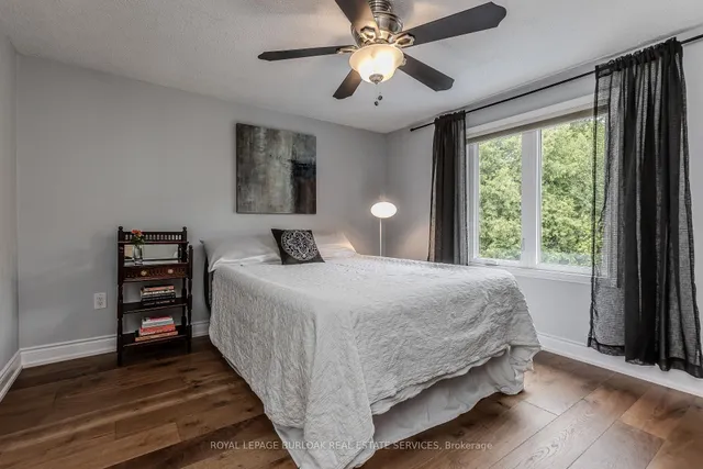 Additional image 32 of 6 Carl Cres