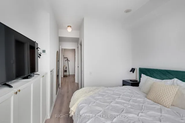 Additional image 17 of 30 Canterbury Pl Unit 1208
