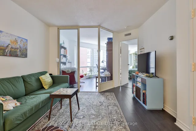 Additional image 13 of 1001 Bay St Unit 1008