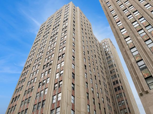 1640 E 50th St APT 13B, Chicago, IL 60615