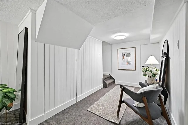 Additional image 32 of 445 Woodview Rd Unit 3