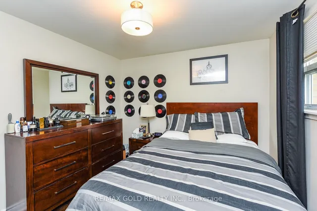 Additional image 21 of 3507 Laddie Cres