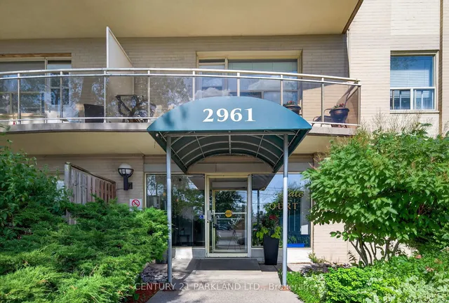2961 Dufferin St Unit 202