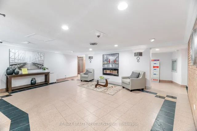 房产图片 3 - 1240 Marlborough Crt 单元606