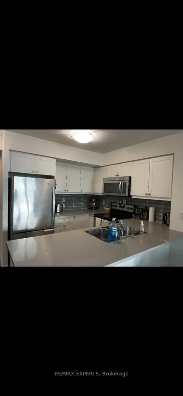 Additional image 3 of 25 Lower Simcoe St Unit 728