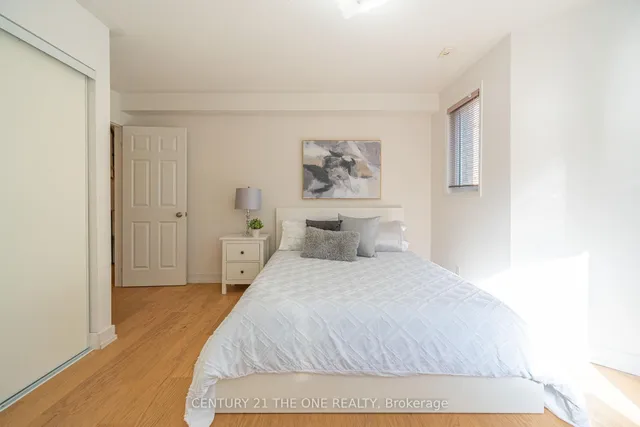 Additional image 16 of 28 Rosebank Dr Unit 1102