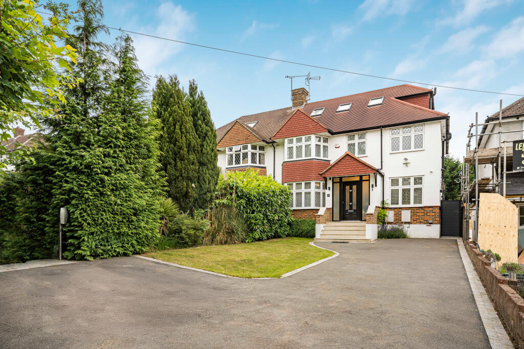 Additional image 41 of Watling Street, St Albans, AL1