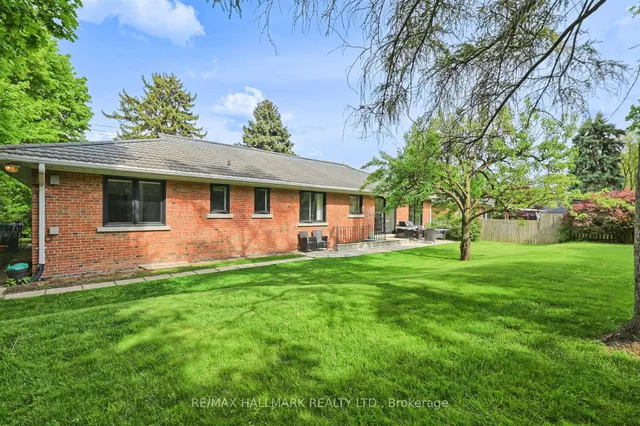 Additional image 33 of 1616 Islington Ave