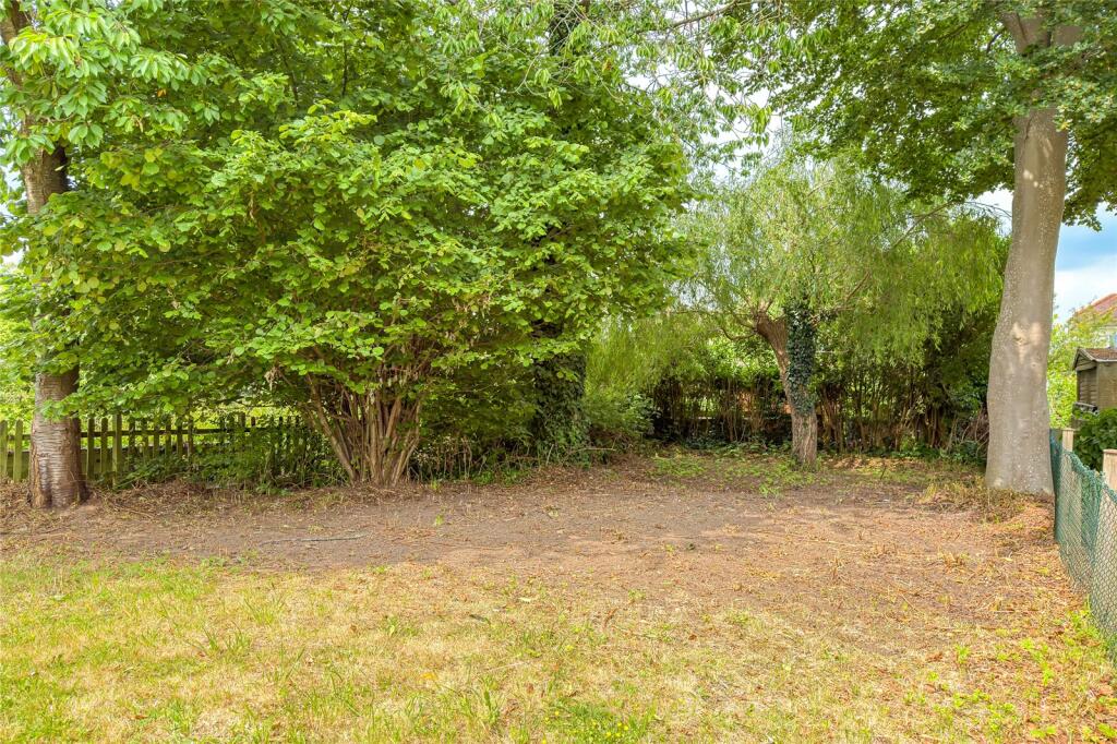 Additional image 19 of Pondfield Crescent, St. Albans, Hertfordshire, AL4