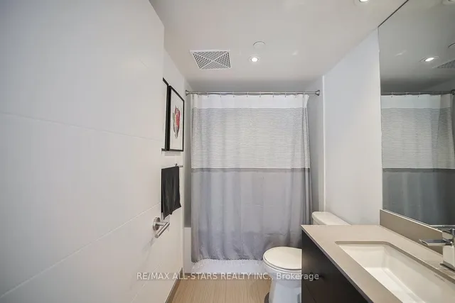 Additional image 31 of 525 Adelaide St Unit 1216