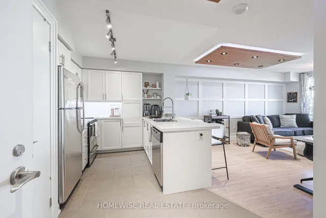 Additional image 7 of 800 Lawrence Ave Unit 1313