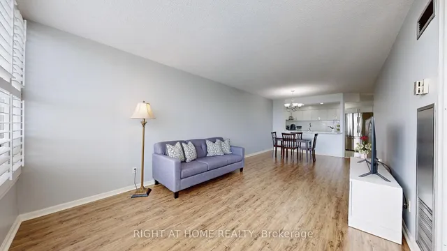 Additional image 12 of 1121 Steeles Ave Unit PH202