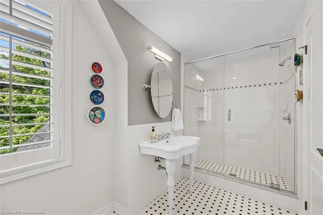 Additional image 27 of 373 Torrance St