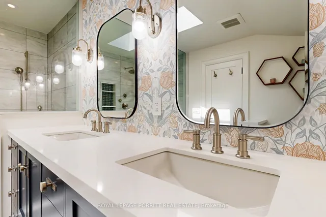 Additional image 35 of 10 Thirty First St