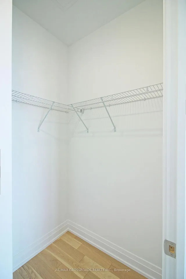 Additional image 10 of 75 Canterbury Pl Unit Ph207
