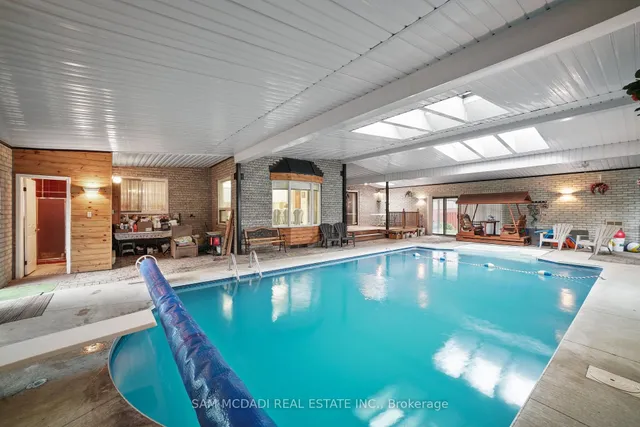 Additional image 16 of 7 Vogue Cres