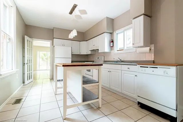 Additional image 17 of 251 West Ave