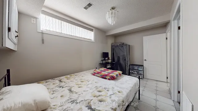 Additional image 40 of 119 Derrydown Rd