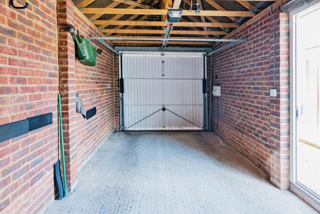 Additional image 17 of The Runway, Hatfield