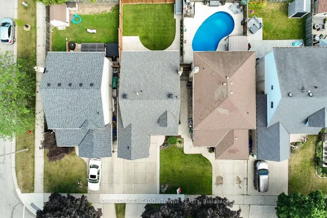 Additional image 43 of 3 Lyton Cres