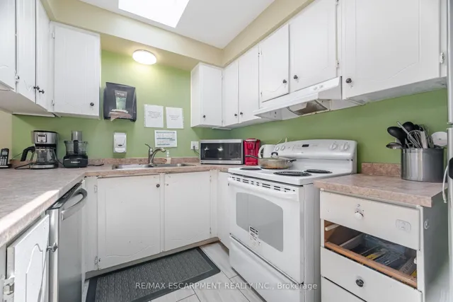 Additional image 20 of 178 Athenia Dr