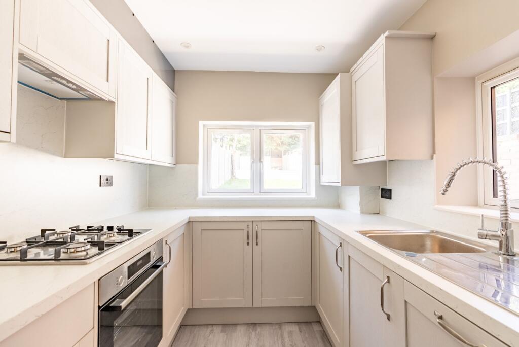 Additional image 7 of Kimberley Road, St. Albans, Hertfordshire, AL3