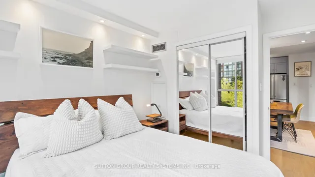 Additional image 26 of 22 Southport St Unit 433