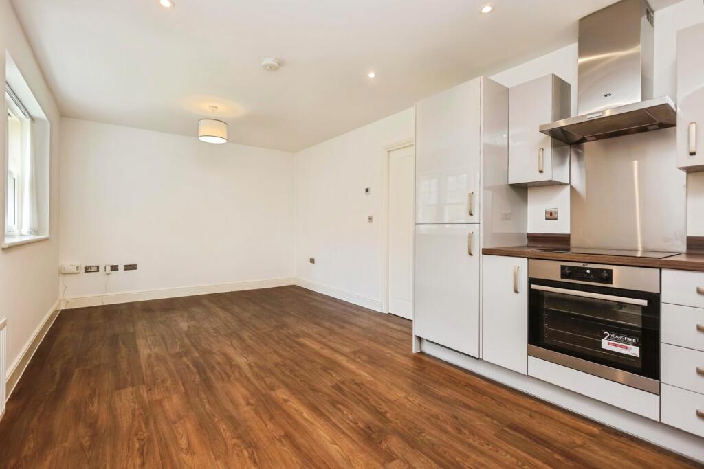 Additional image 4 of Macniece Close, BIRMINGHAM, West Midlands, B29