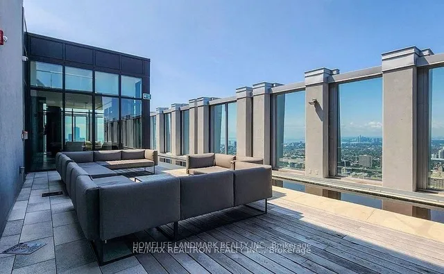 Additional image 33 of 1 Yorkville Ave Unit 2405