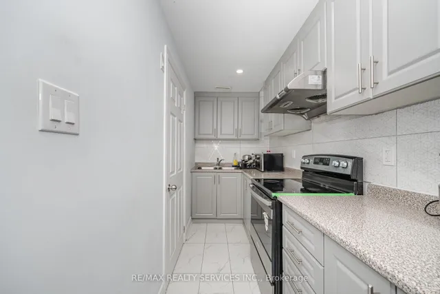 Additional image 35 of 106 Folgate Cres