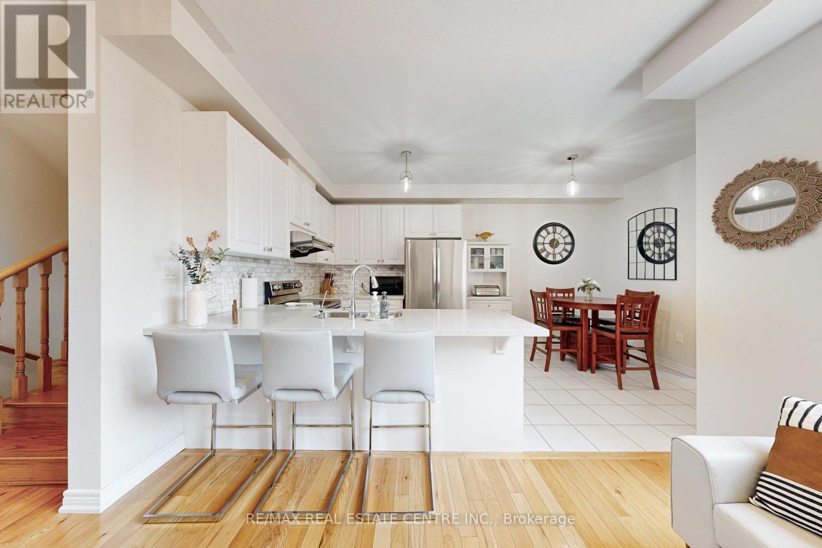 144 CORONATION ROAD|Whitby, Ontario L1P0H1