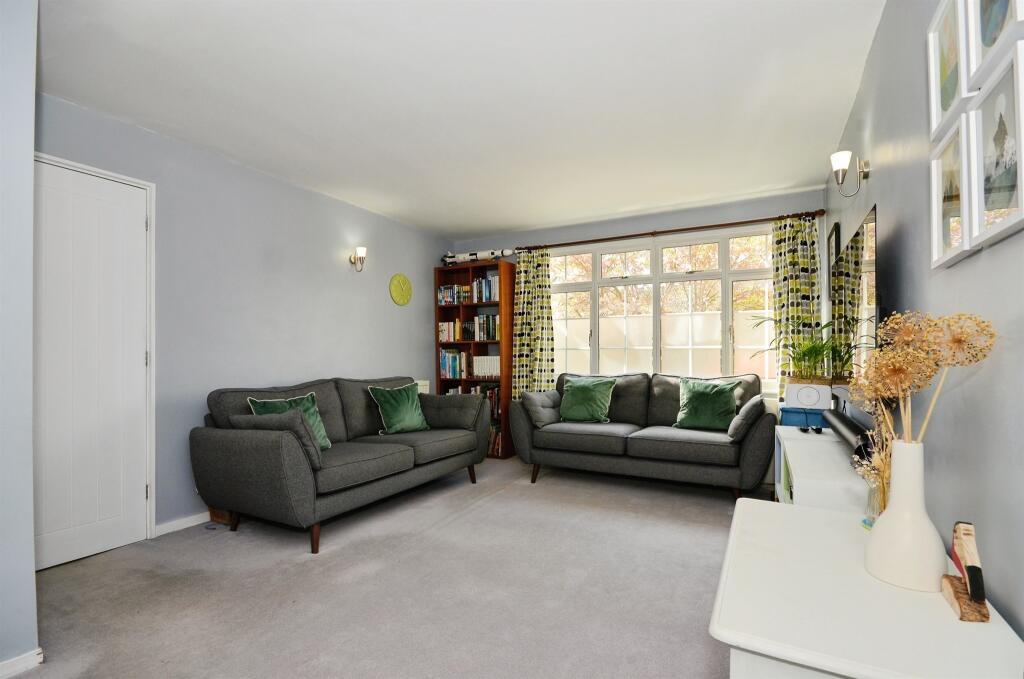 Additional image 3 of Sherwoods Rise, Harpenden