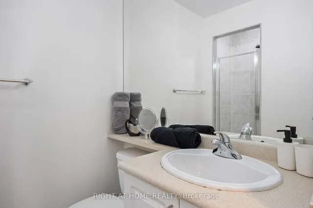 Additional image 21 of 18 Yonge St Unit 3602