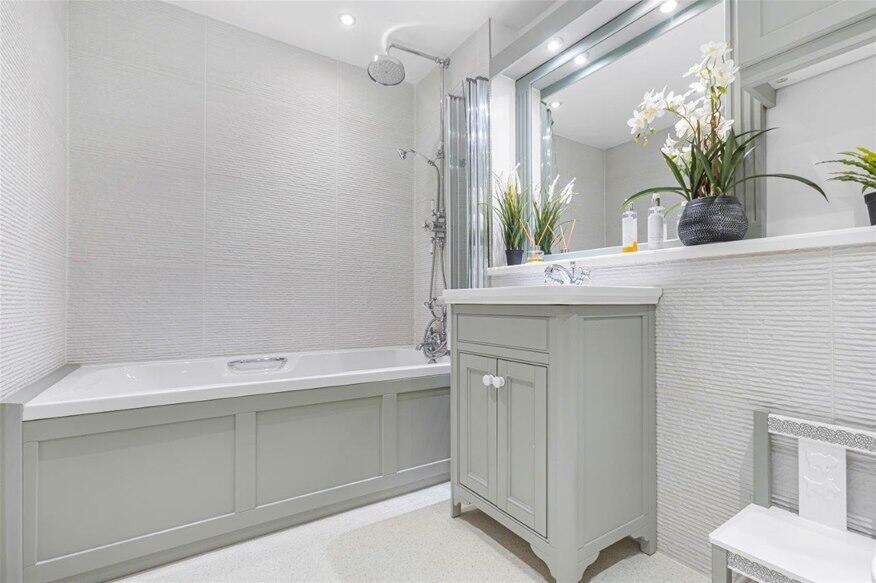 Additional image 11 of Hitherfield Lane, Harpenden, AL5