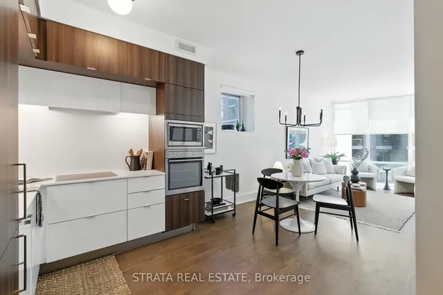 Additional image 9 of 55 Merchants' Wharf Unit 415