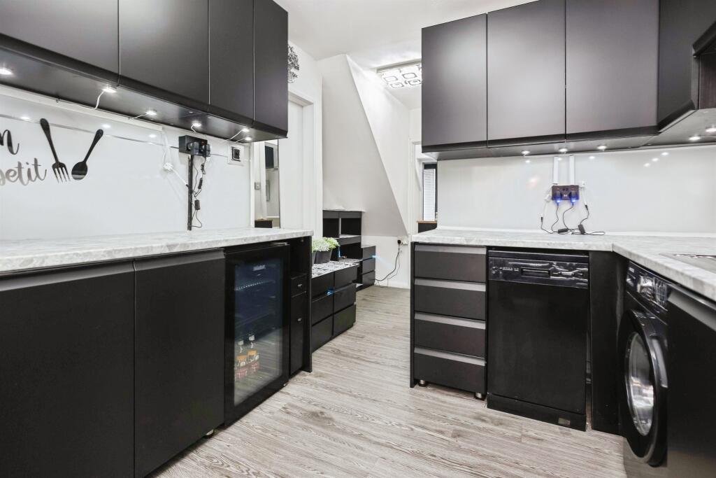 Additional image 3 of Holly Bush Grove, Quinton, Birmingham