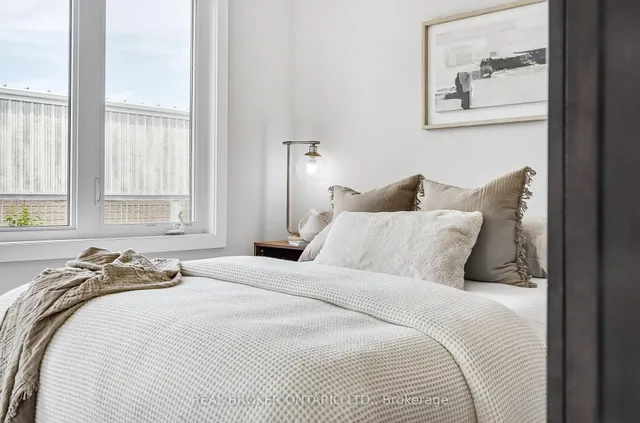 Additional image 27 of 527 Shaver Rd Unit 7