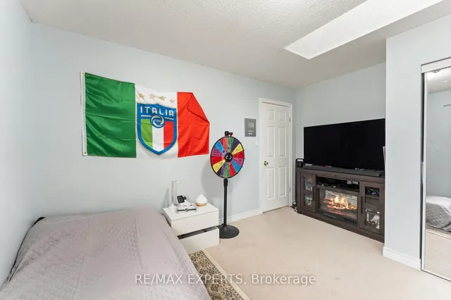 Additional image 31 of 56 Steepleridge St