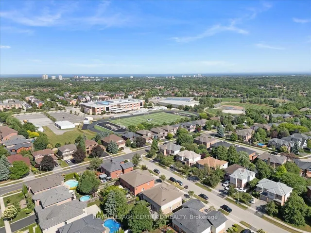 Additional image 31 of 121 Genesee Dr