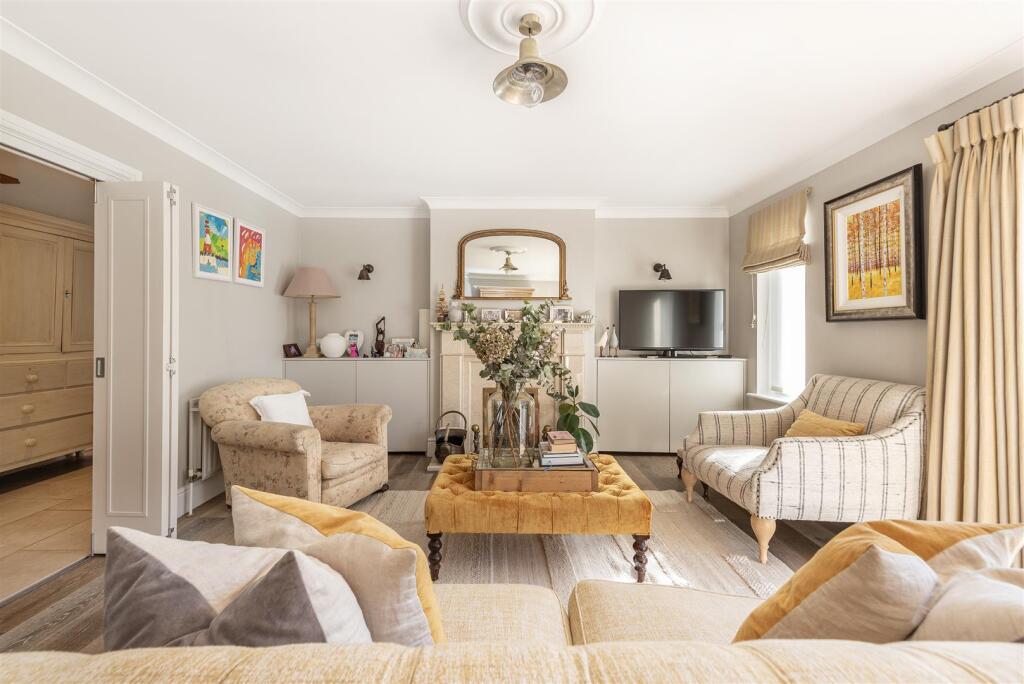 Additional image 14 of Holly Lane, Harpenden