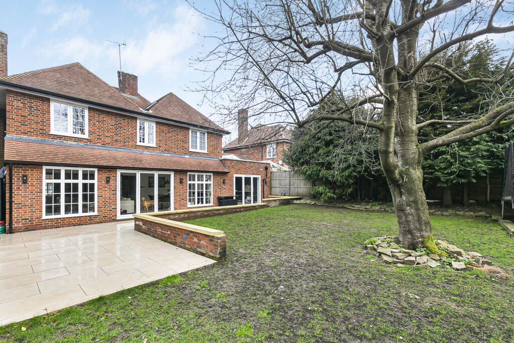 Additional image 23 of The Valley Green, Welwyn Garden City, Hertfordshire, AL8