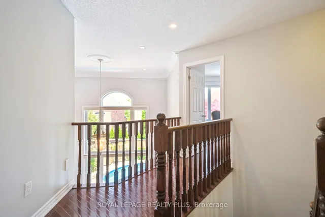 Additional image 31 of 2341 Tesla Cres