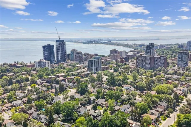 Additional image 29 of 466 Holtby Ave