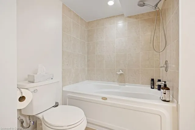 Additional image 50 of 32 Cumming Crt